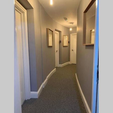 Spacious, Bright Twin Studio Apartment London Eksteriør billede
